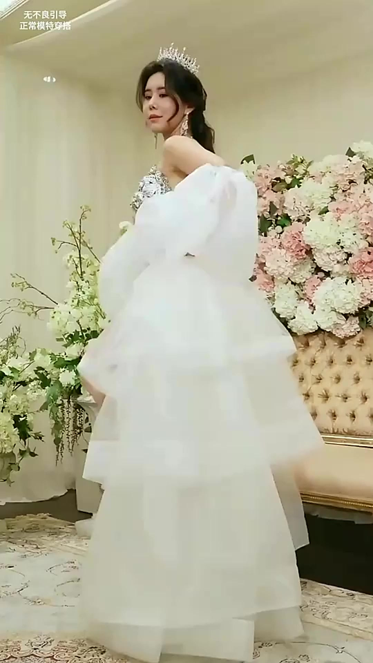 年轻漂亮小妈2在线播放应用界面展示